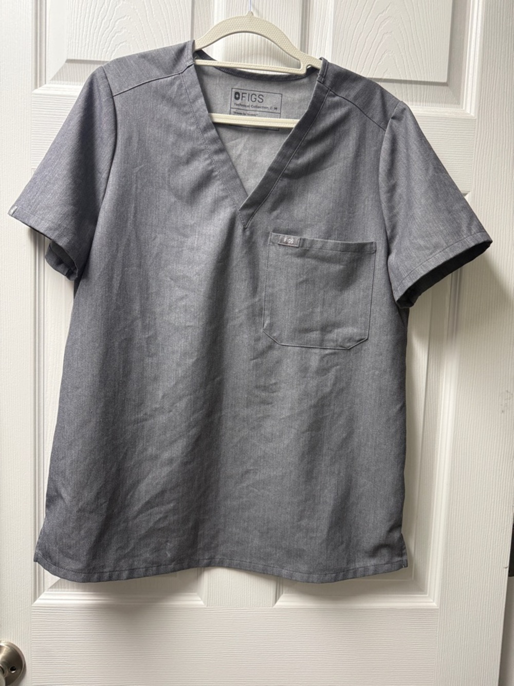 FIGS women’s Heather Gray V-Neck Medical Scrub Top